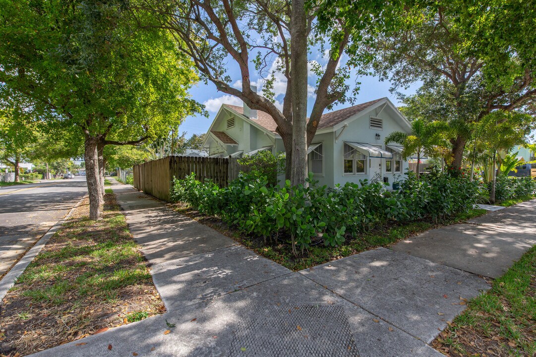 435 56th St in West Palm Beach, FL - Building Photo