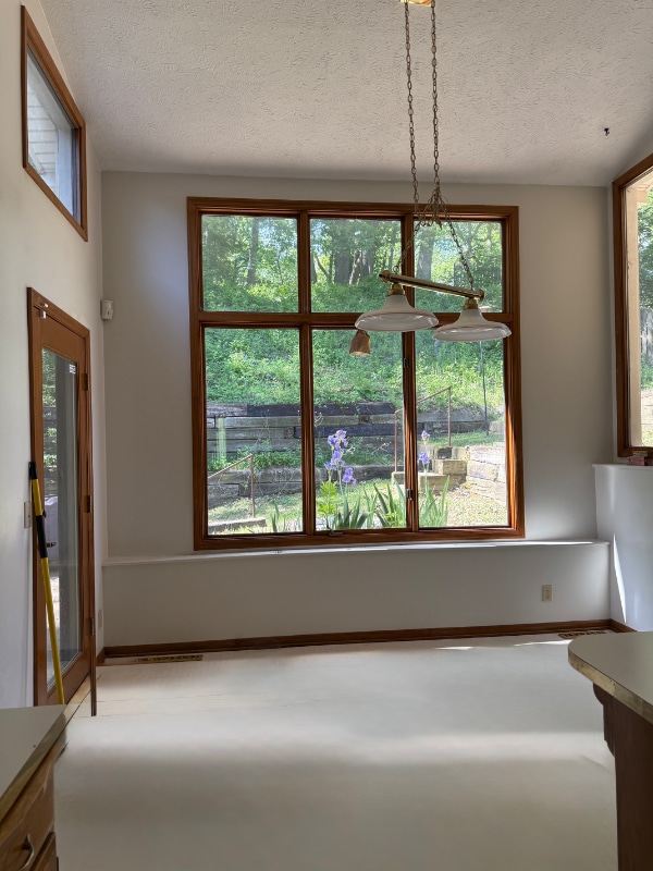 property at 1607 Chaput Dr