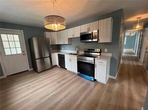 9 Turner Ave in East Providence, RI - Building Photo - Building Photo