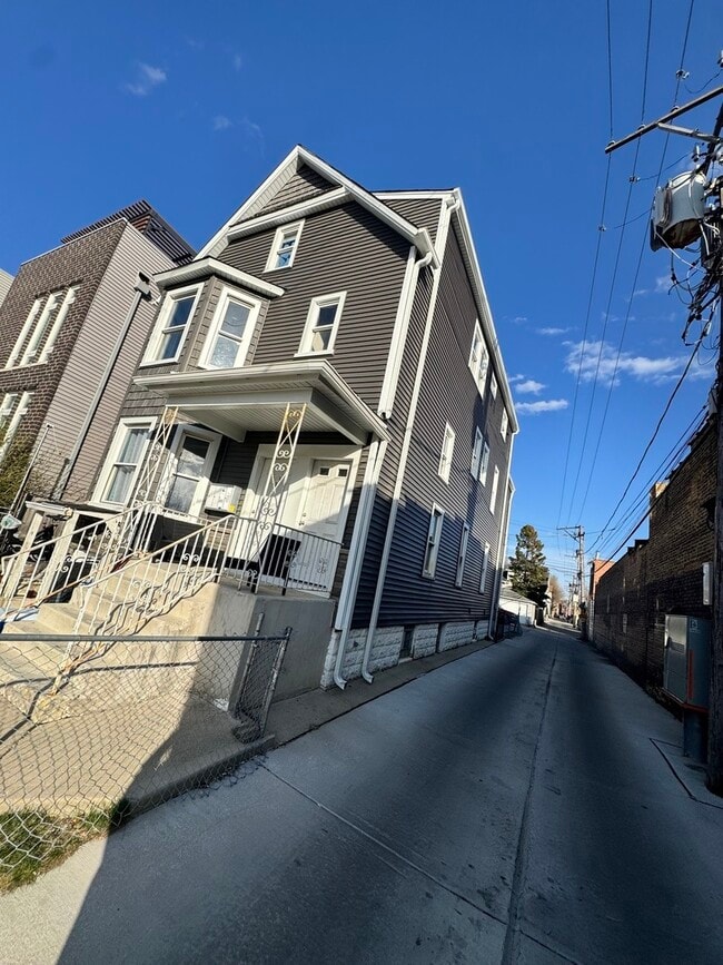 property at 5015 N Kimberly Ave