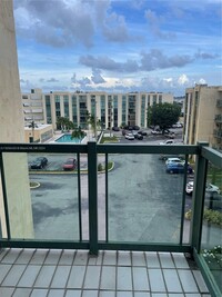 2055 SW 122nd Ave in Miami, FL - Building Photo - Building Photo