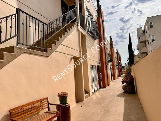 4220 Fair Ave in Los Angeles, CA - Building Photo - Building Photo