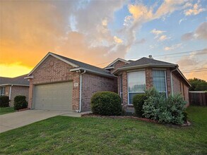 624 Caravan Dr in Fort Worth, TX - Building Photo - Building Photo