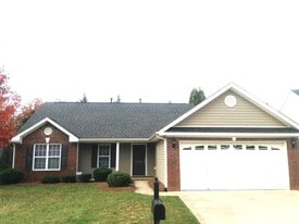 770 Peachtree Meadows Cir in Kernersville, NC - Building Photo