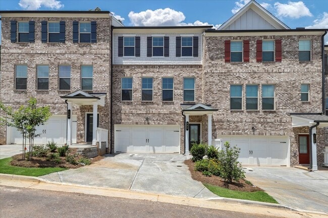 property at 136 Matson Run