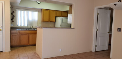 10401 N Saguaro Blvd in Fountain Hills, AZ - Building Photo - Building Photo