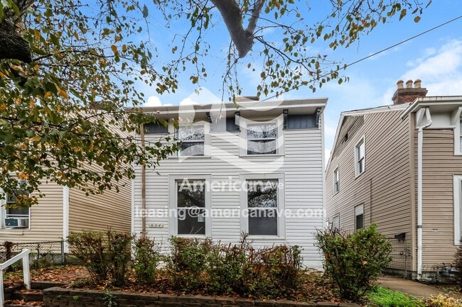 property at 604 E 16th St