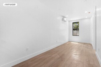 405 Linden St in Brooklyn, NY - Building Photo - Building Photo