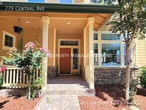 779 Central Ave in Livermore, CA - Building Photo - Building Photo