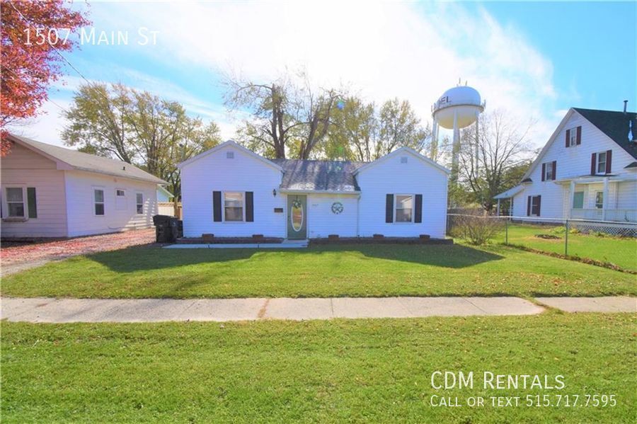 1507 Main St in Adel, IA - Foto de edificio