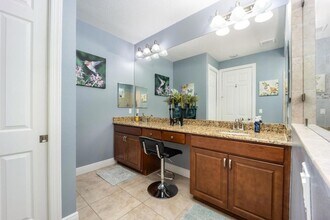 443 11th Square SW in Vero Beach, FL - Building Photo - Building Photo