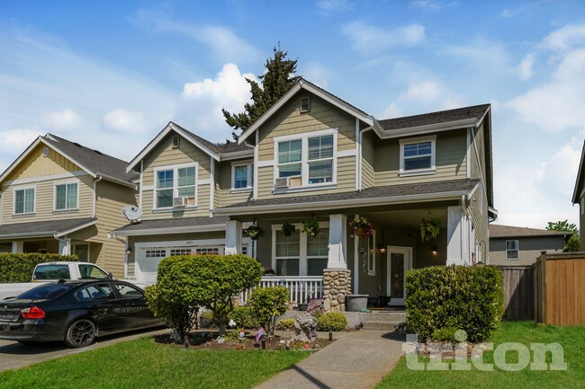 property at 4621 204th St Ct E