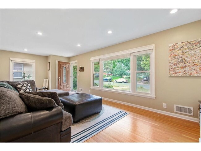 1605 Pennsylvania Ave S in Minneapolis, MN - Building Photo - Building Photo