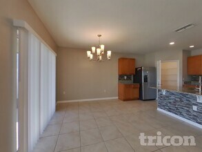 316 Harbour Wy in Mulberry, FL - Building Photo - Building Photo