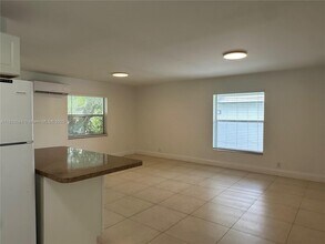 1411 N Dixie Hwy in Fort Lauderdale, FL - Building Photo - Building Photo
