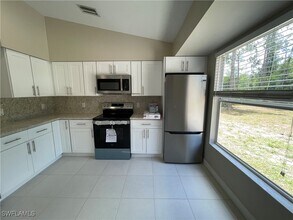 681 19th St SW in Naples, FL - Building Photo - Building Photo