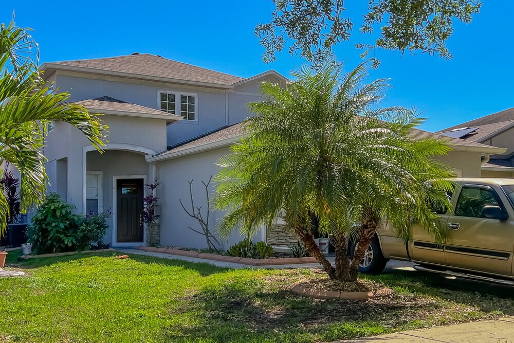 12652 Evington Point Dr in Riverview, FL - Building Photo