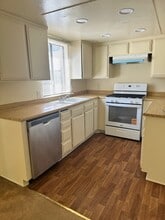 215 S Hudson Ave, Unit 06 in Pasadena, CA - Foto de edificio - Building Photo