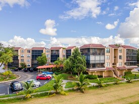 Fairways of Emerald Hills in Hollywood, FL - Building Photo