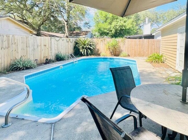 property at 289 Honeysuckle Way