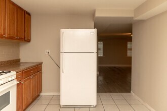 1052 N Oakley Blvd, Unit J08P in Chicago, IL - Building Photo - Building Photo