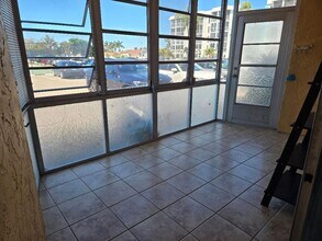 4908 38th Way S in St. Petersburg, FL - Foto de edificio - Building Photo