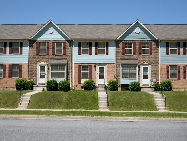 Walnut Grove Townhomes* in Essex, MD - Building Photo - Building Photo