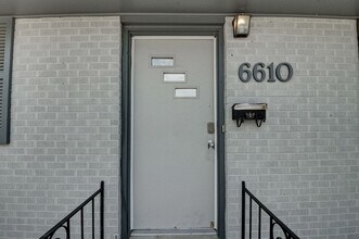 6610 Depew Ct in Arvada, CO - Building Photo - Building Photo