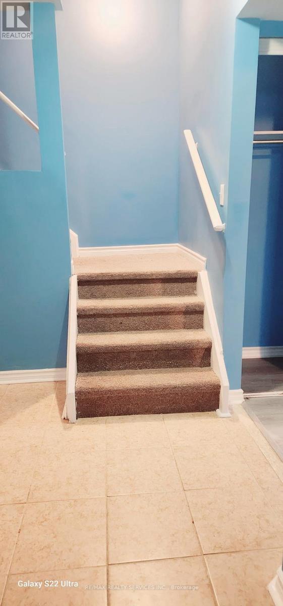 41 Charger Ln in Brampton, ON - Building Photo - Building Photo