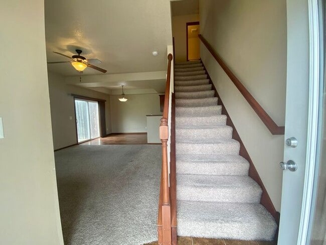 1599 Burr Dr in North Liberty, IA - Building Photo - Building Photo