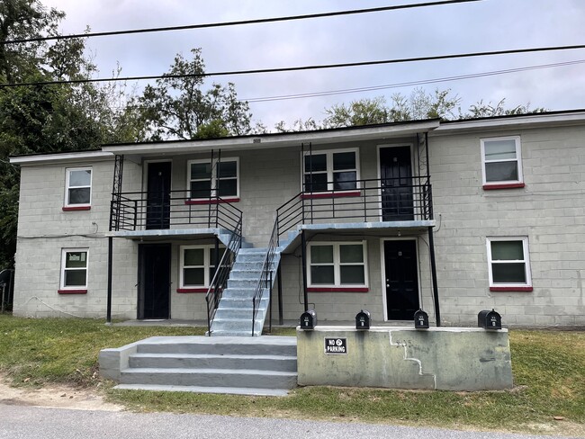 505 Davis Ave, Unit C