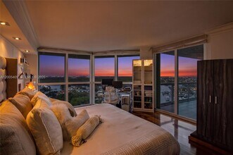16500 Collins Ave in Sunny Isles Beach, FL - Foto de edificio - Building Photo