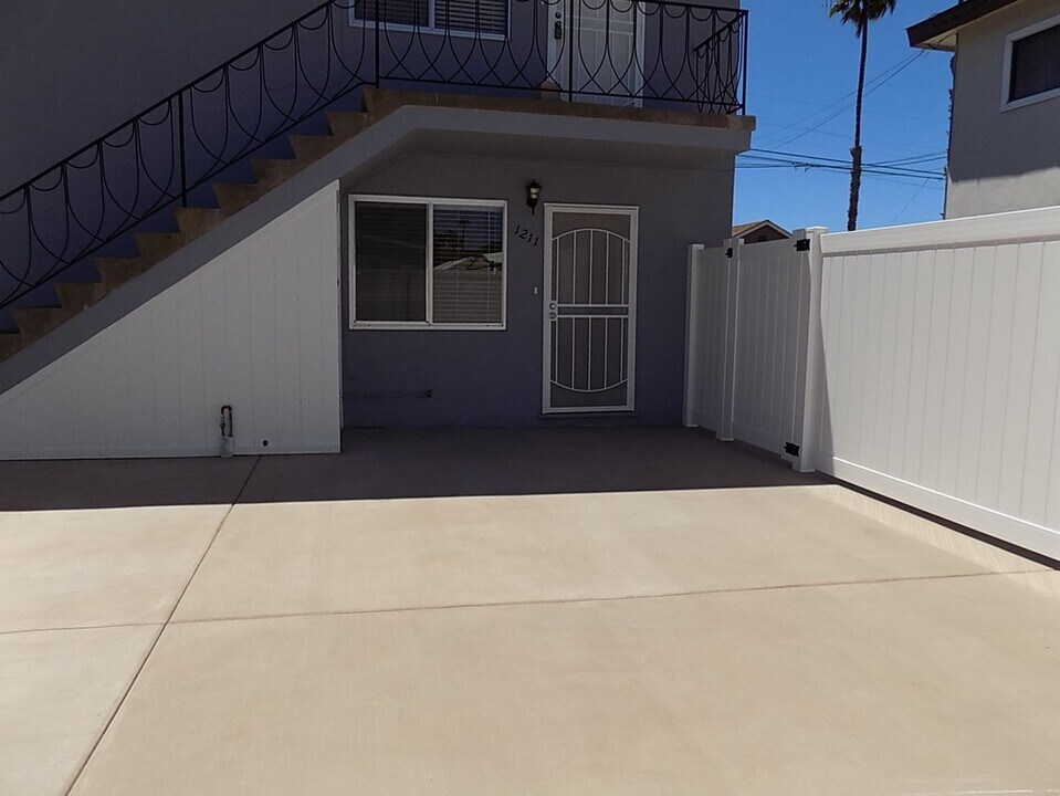 1215-1215 Reed Ave in San Diego, CA - Building Photo