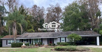 18109 Crawley Rd in Odessa, FL - Building Photo