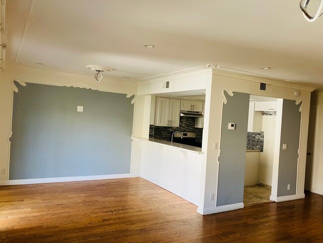 property at 1502 Rock Glen Ave