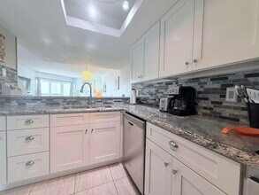 5650 Jimmy Buffett Mem Hwy in St. Augustine, FL - Building Photo - Building Photo