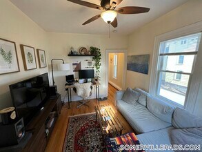 12 Claremon St in Somerville, MA - Foto de edificio - Building Photo