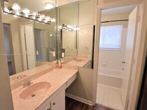 2069 Discovery Cir W in Deerfield Beach, FL - Building Photo - Building Photo
