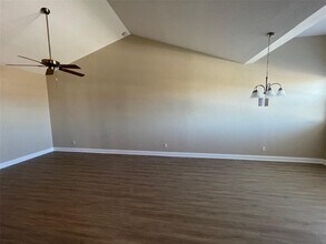 10365 Pendleton Ave in Englewood, FL - Building Photo - Building Photo