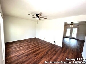 121 Lost Forest St in San Antonio, TX - Building Photo - Building Photo