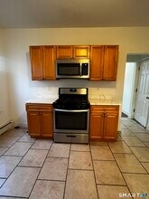 109-111-111 Park Terrace in Bridgeport, CT - Building Photo - Building Photo