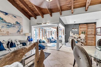 1420 W Sandpiper Cir in Pembroke Pines, FL - Building Photo - Building Photo