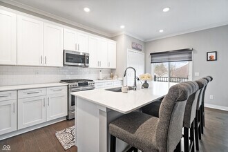 661 Golborne St in Carmel, IN - Building Photo - Building Photo