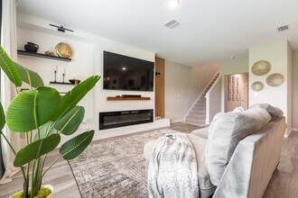 13009 Oak Hill Way in Duette, FL - Building Photo - Building Photo