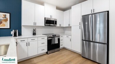 955 Bannock St, Unit 711 in Denver, CO - Building Photo - Building Photo