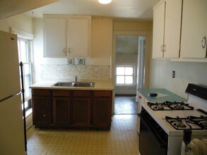 432 W Doty St, Unit 2 in Madison, WI - Building Photo - Building Photo