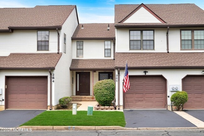 property at 285 Longwood Dr