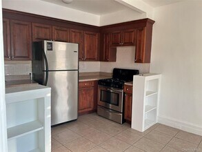 126 Deer Park Ave in Babylon, NY - Building Photo - Building Photo