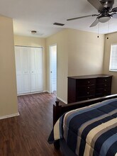 8513 Dominican Ct in Ft. Myers, FL - Foto de edificio - Building Photo