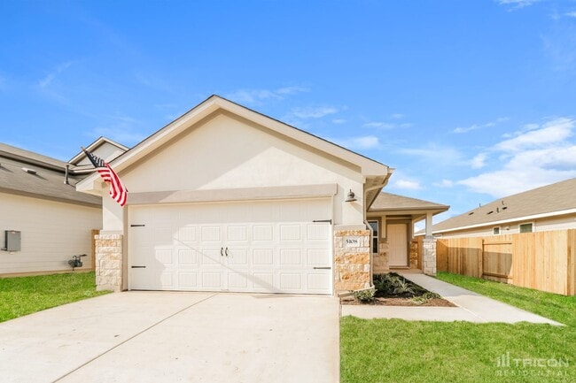 5108 Saddle Clb Dr